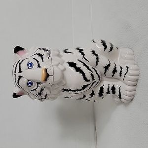 Vintage Ringling Brothers Greatest Show On Earth Lidded Tiger Stein White Black